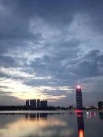 《哥俩那个浪奔腾》封面
